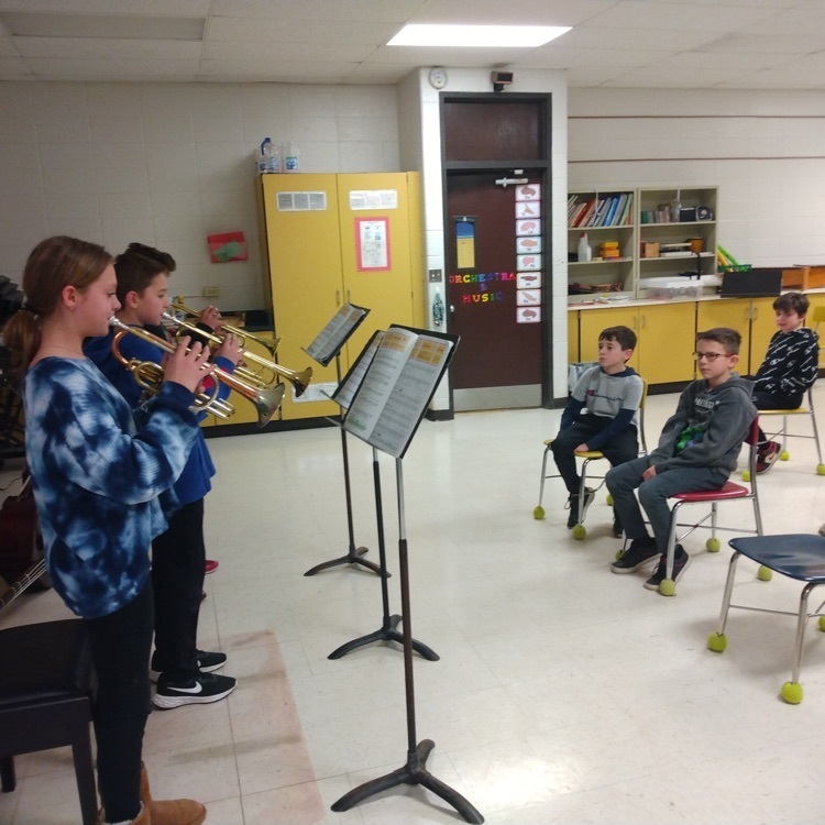 students playing trumpets 